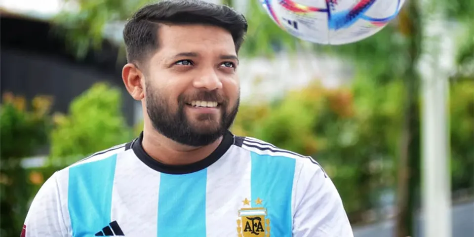 പ്രവര്‍ത്തകര്‍ സര്‍ക്കാരിനെതിരെ സമരം ചെയ്ത് ജയിലില് കഴിയുമ്പോള്‍ പ്രസിഡന്റ് ഖത്തറില്‍ ഉല്ലാസ യാത്ര നടത്തുകയാണെന്നാണ് പരാതി, 'സമരം ചെയ്യേണ്ടപ്പോള്‍ അത് ചെയ്യും, ഫുട്‌ബോള്‍ കാണേണ്ടപ്പോള്‍ അത് കാണും'; നിലപാട് വ്യക്തമാക്കി ഷാഫി പറമ്പില്‍