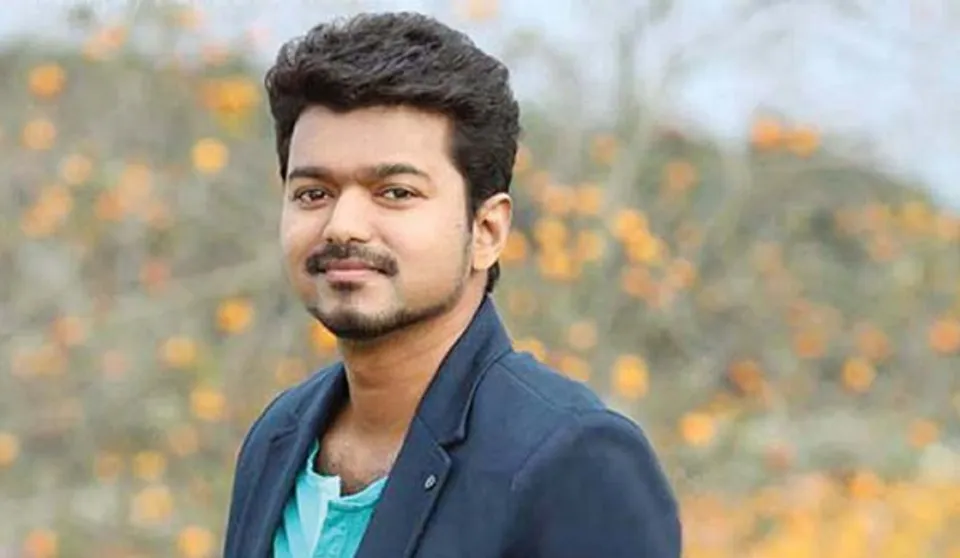 ഫ്ലാറ്റ് ഒഴിയാൻ വിസമ്മതിച്ച മുൻ ഫാൻസ് അസോസിയേഷൻ പ്രവർത്തകർക്കെതിരേ പരാതിയുമായി നടൻ വിജയ്