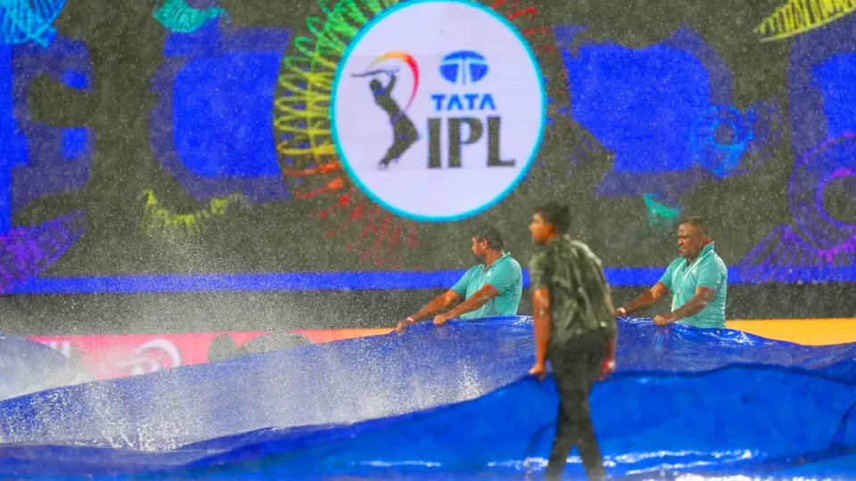 Who won yesterday's game between SRH vs DC?