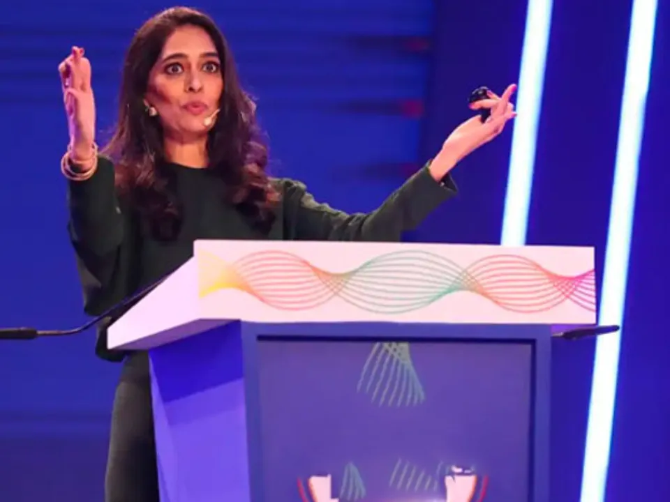 3 auctioneers who have hosted IPL auctions in the past.