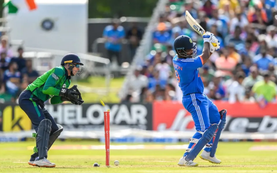 'Chalo, akhirkaar sharam karli players ne' - Fans react as India brush aside Ireland in second T20I, take unassailable 2-0 lead