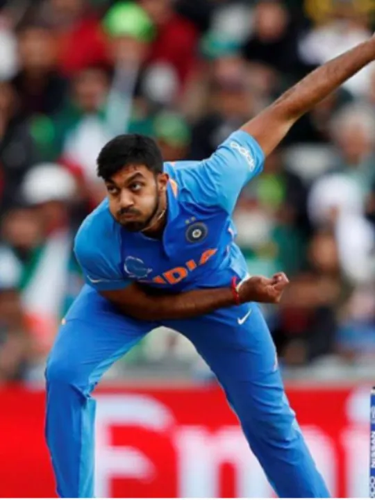 3 bowlers who have taken wicket off first ball in their first ODI World Cup game