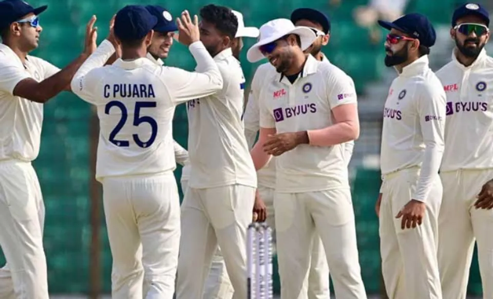 'The return of the king...' - Twitter floods with memes as India outmuscles Bangladesh courtesy to Kuldeep Yadav's brilliant comeback