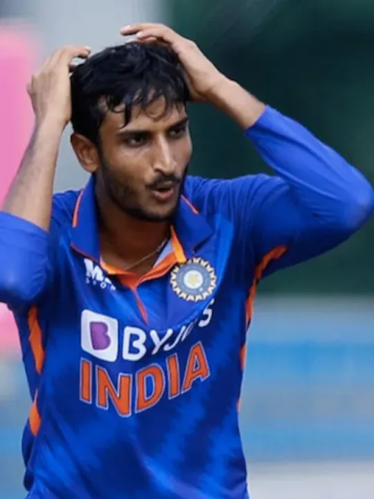 3 players that RCB wrongly underutilized in IPL 2023