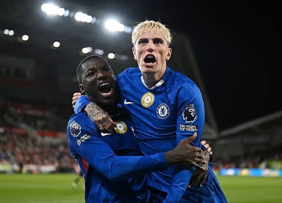 102113433-0-image-a-10_1757805851238