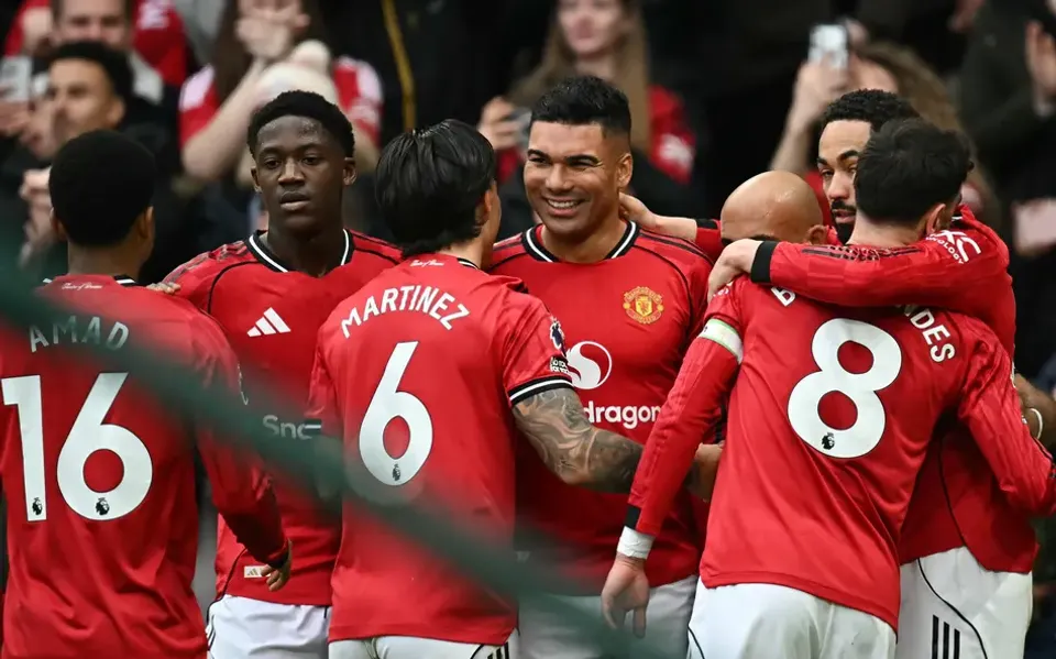 manchester-united-fulham-premier-league-scaled-aspect-ratio-512-320