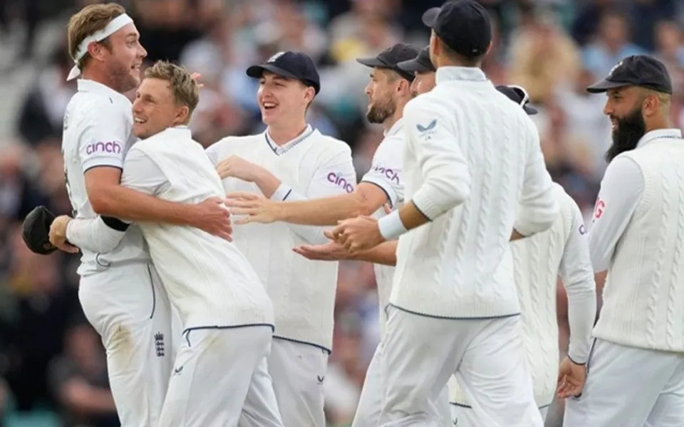 England Cricket Team (Source - Twitter)