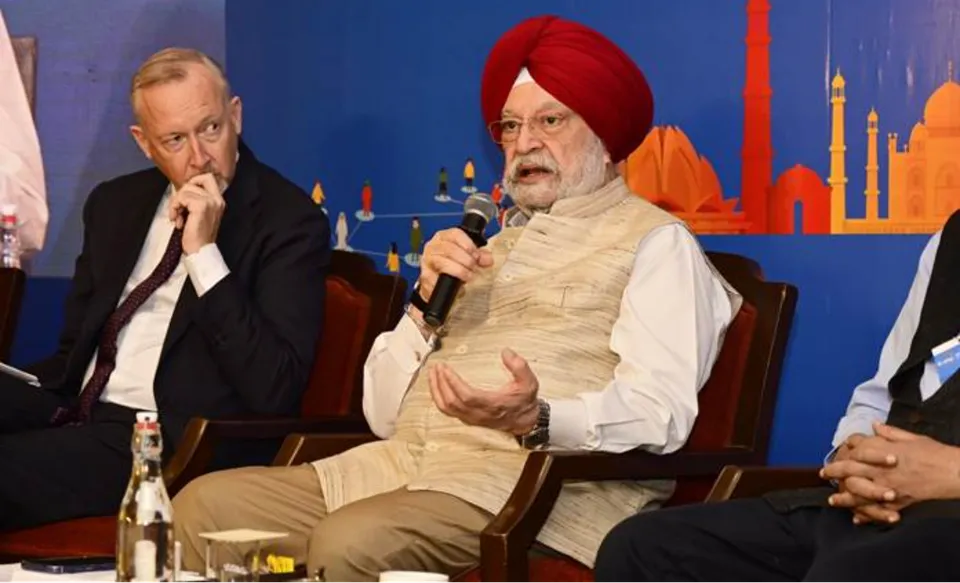 Minister Hardeep Singh Puri