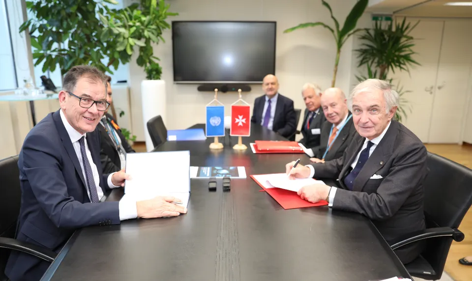Director General Müller and Grand Chancellor Paternò di Montecupo