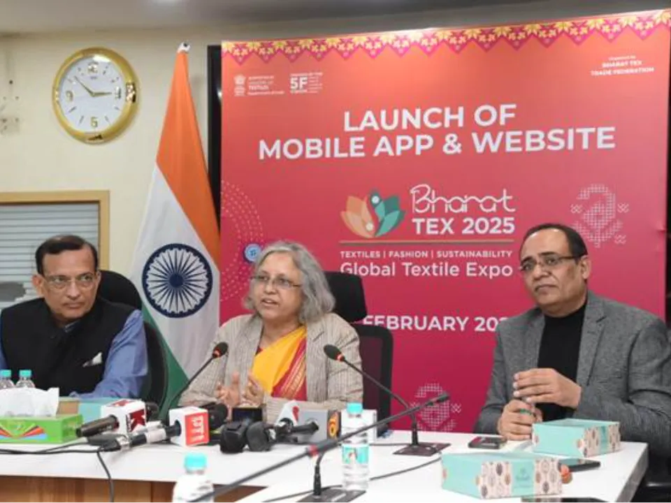 Union Textiles Secretary, Mrs. Neelam Shami Rao Bharat Tex 2025 .jpg