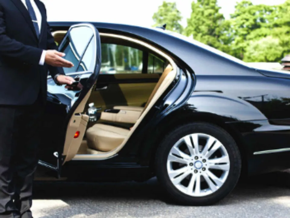 Aravam Tech Launches Triptronic for Corporate Transport