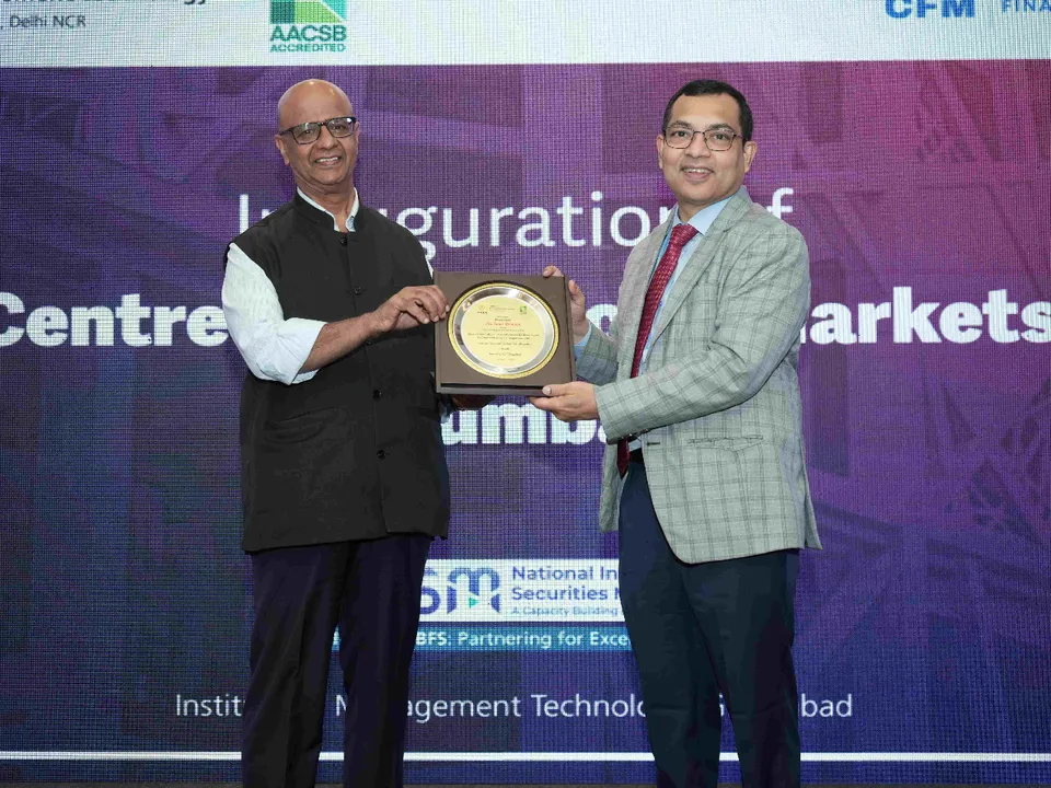 Shri Sashi Krishnan, NISM Director & Dr. Atish Chattopadhyay, Director - IMT Ghaziabad.JPG