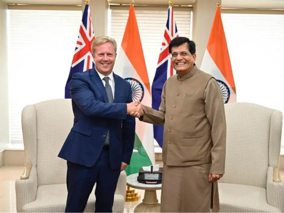 Hon'ble Shri Piyush Goyal, India's Minister for Commerce and Industry, and Hon'ble Mr. Todd McClay, New Zealand's Minister for Trade and Investment,