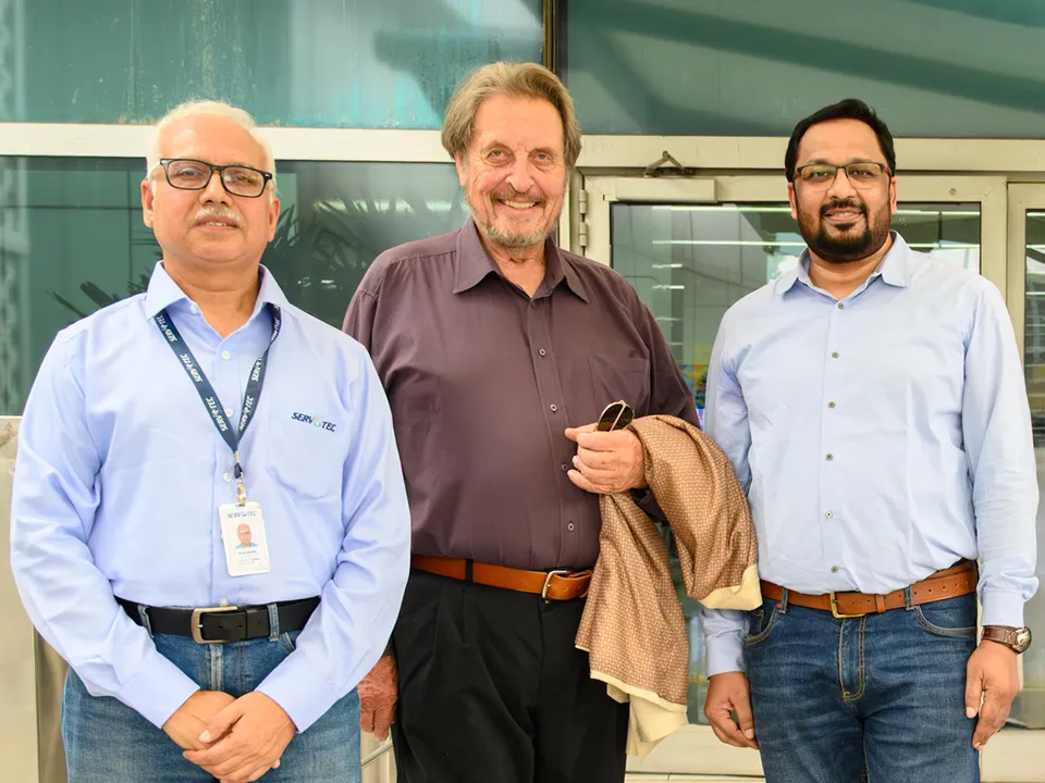 Mr. Errol Musk with Mr. Arun Hand, CTO and Mr. Prem Prakash, CEO of Servotech Renewable.jpeg