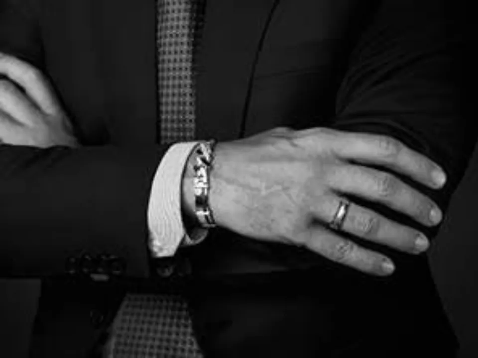 Father’s Day Gift Picks from Kalyan Jewellers’ Senhor Line