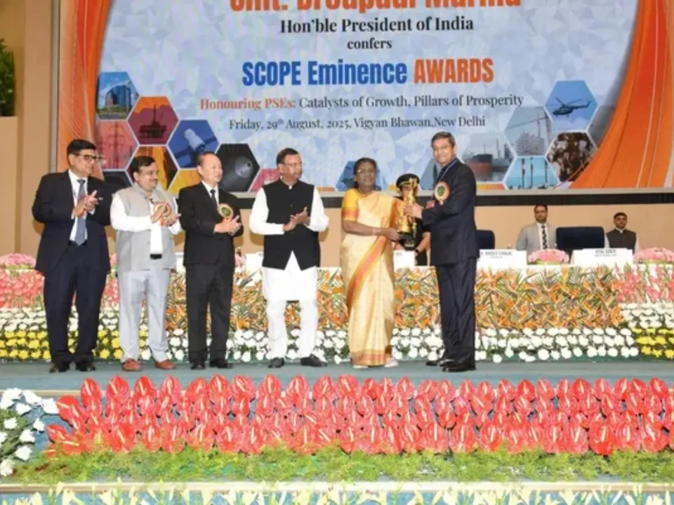 NTPC CMD, Gurdeep Singh Honoured with SCOPE Leadership Excellence Award