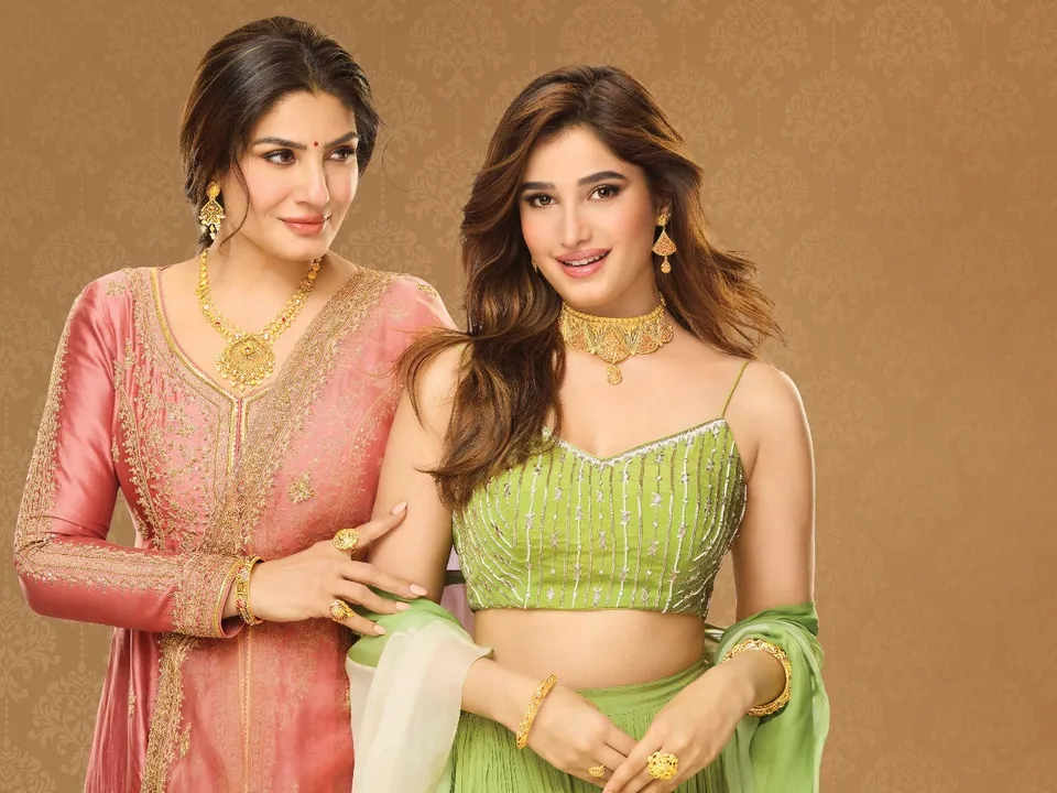 Raveena and Rasha unviels Reliance Jewels