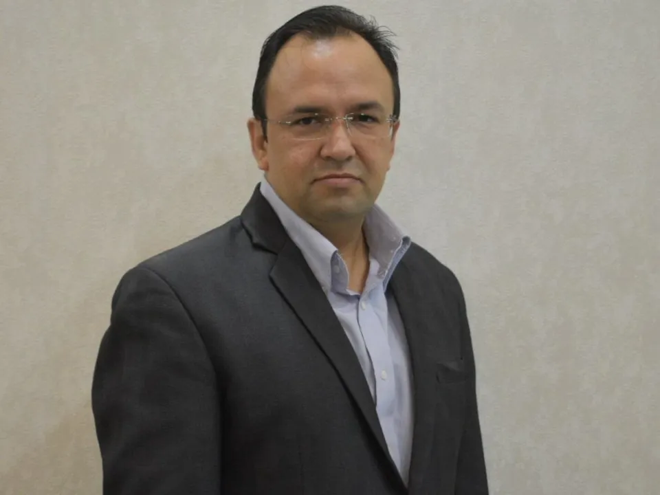 Mr Vineet K Sharma as Head  Legal and Company Secretary