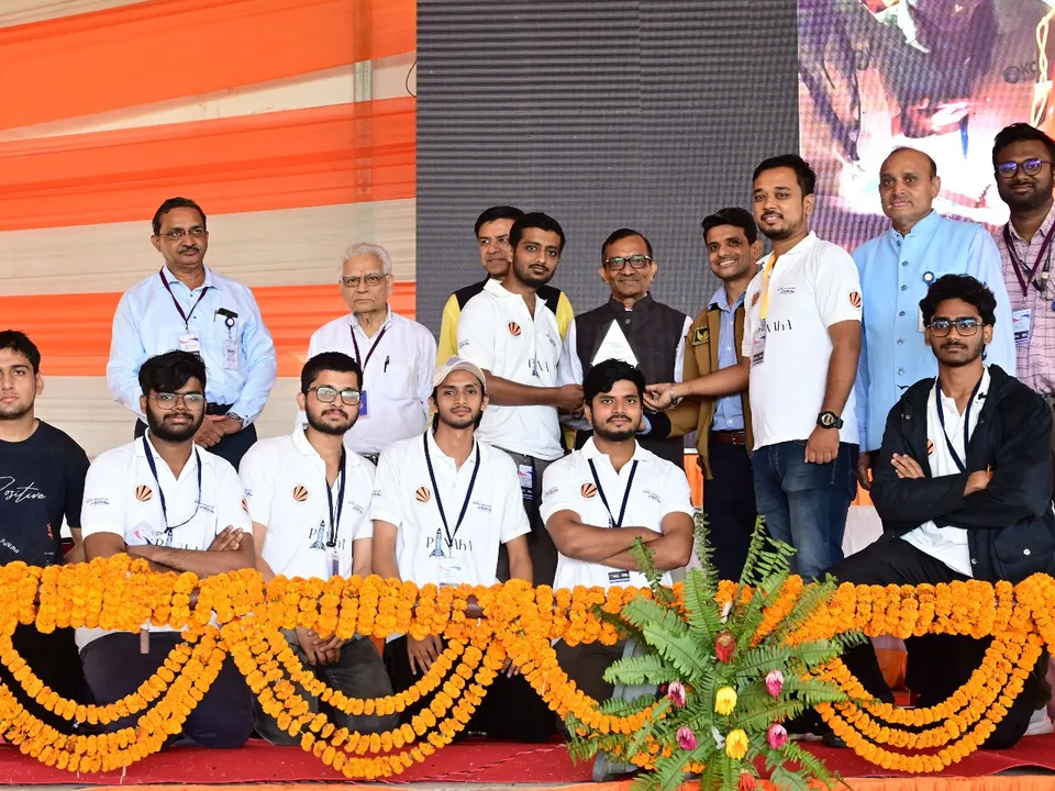 LPU Students Triumph with Best Design Award at IN-SPACe Event