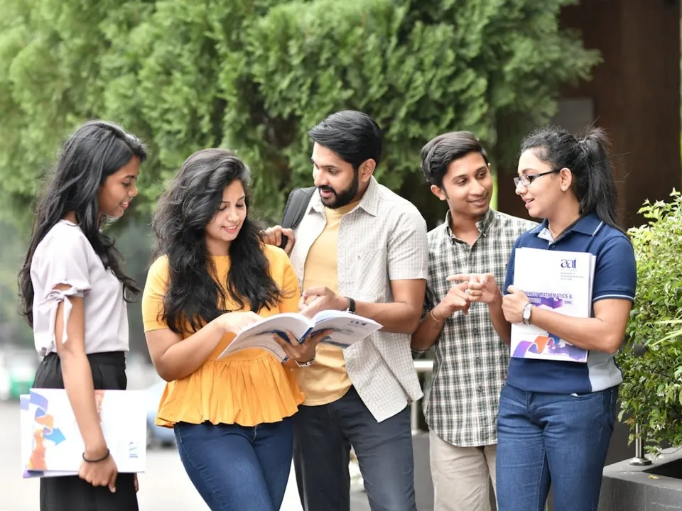 Why Indian Graduates are Preparing Early to Study Abroad