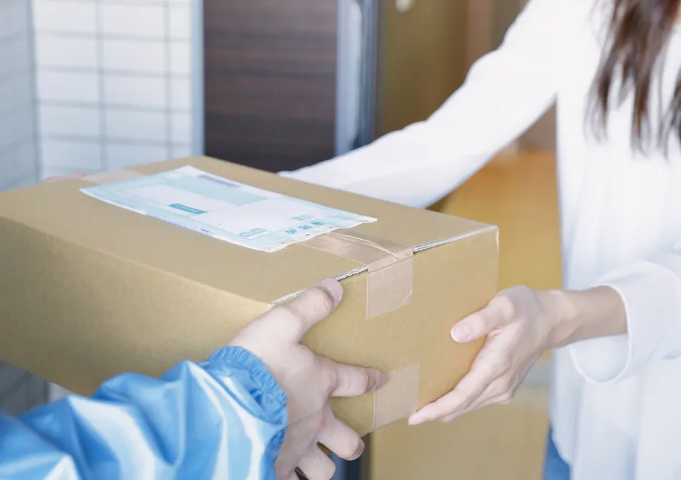 Medicine Delivery Explained: Safety Standards From Warehouse to Doorstep