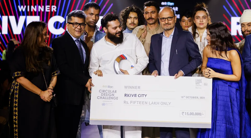 CDC Winner - Rkive City by Ritwik Khanna with the Jury 