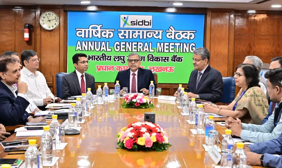 Shri Manoj Mittal - CMD, SIDBI addressing the 26th Annual General Meeting held in Lucknow on 25th Sept, 2024.jpeg