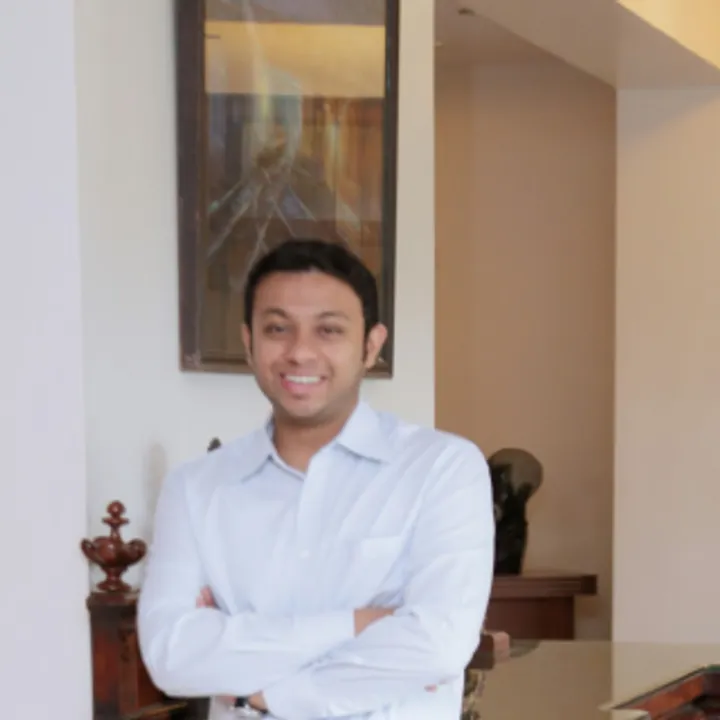 Astarc Ventures leads Investment Round in TravelKhana via LetsVenture