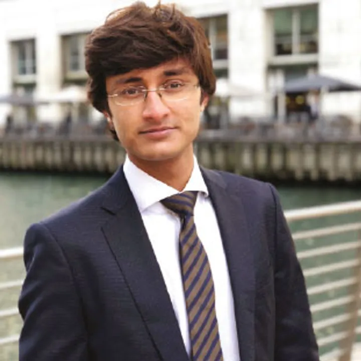 Aarul Malviya, Zamit