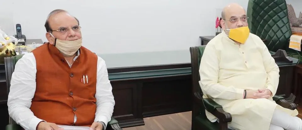 KVIC's Chairman VK Saxena and Union Home Minister Shri Amit Shah