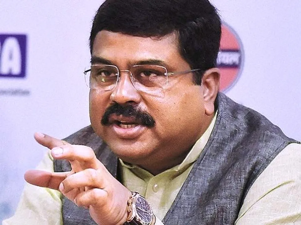 Dharmendra Pradhan, Iran, Oil Proces