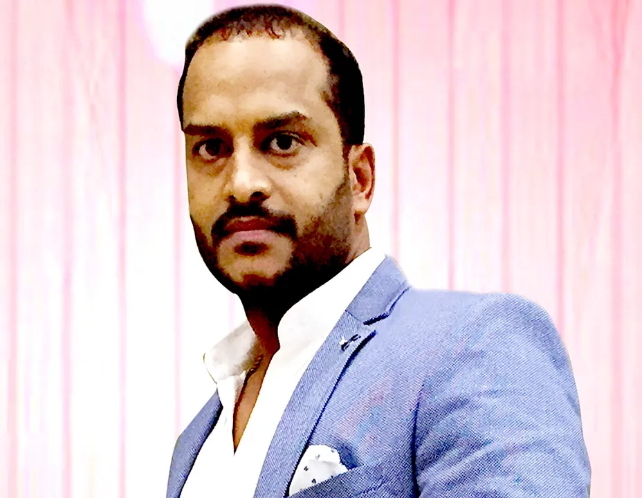 Vinay Jain , Grafdoer
