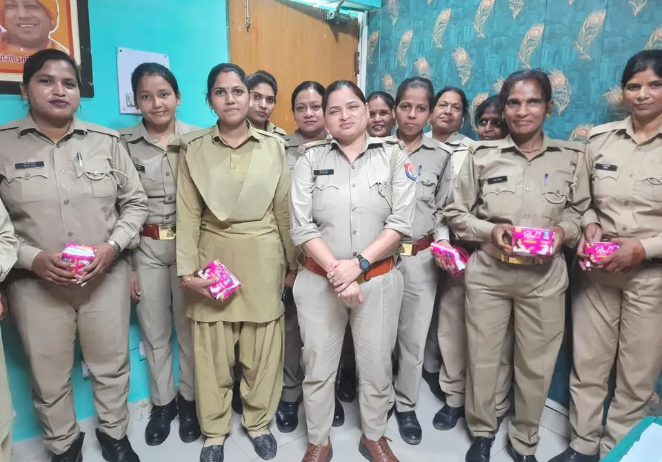 Paree Sanitary napkins