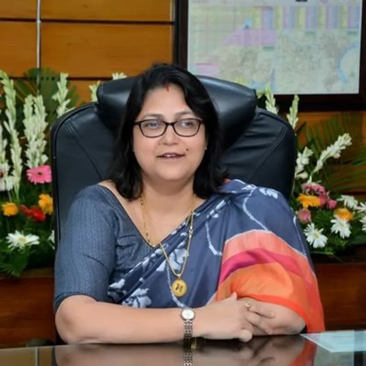 Saloni Narayan, SBI