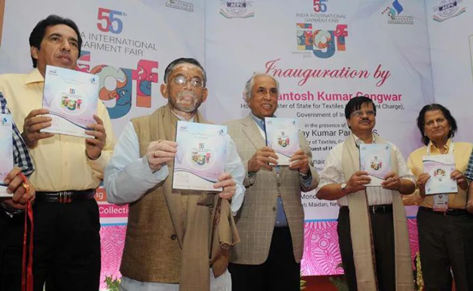 'Entire Indian Textile Industry can Learn from Success of Gujrat based Garment Manufacturers'