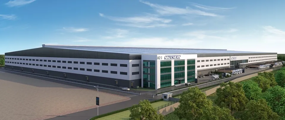 Skechers Signs Agreement to Expand its Distribution Capabilities with a New Logistics Centre outside Mumbai (1)