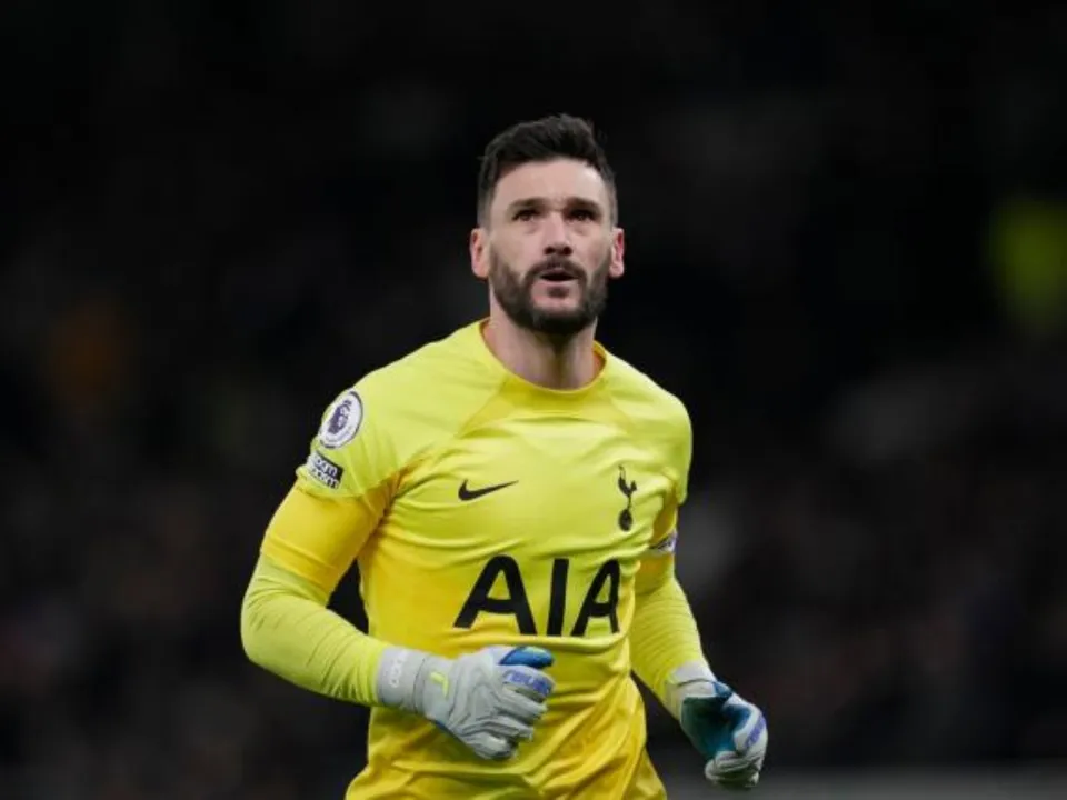 Hugo Lloris on Daniel Levy