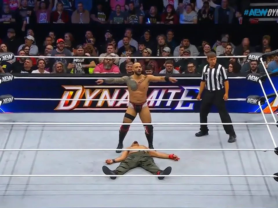 WATCH: Ricochet pulls off The Rock, delivers People's Moon Sault to AR Fox on AEW Dynamite
