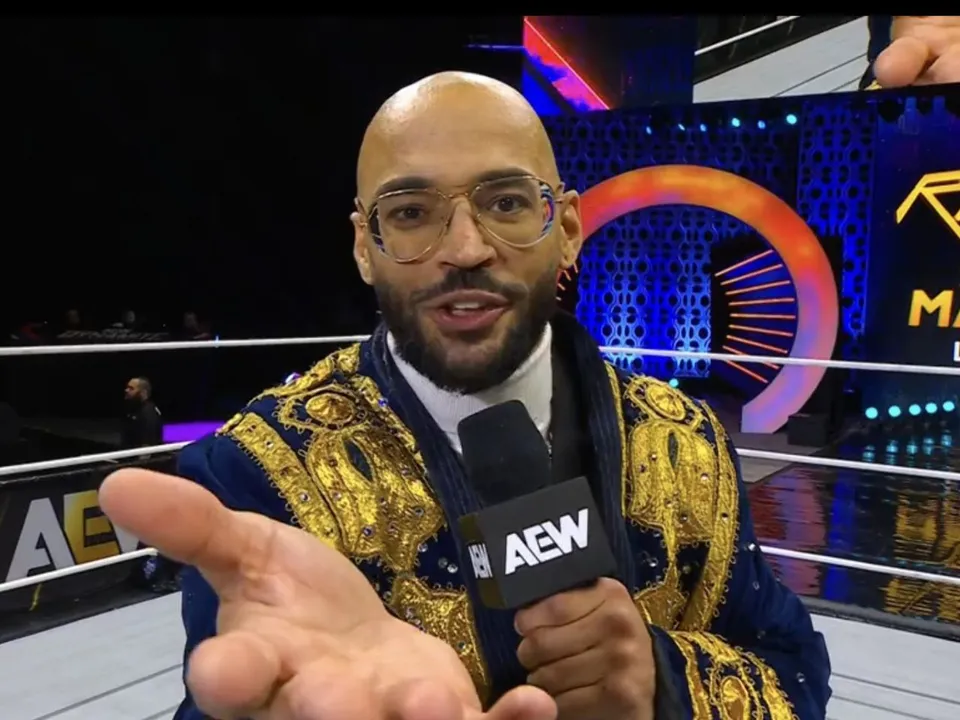 WATCH: Fans chant 'Who's bald? Ricochet' on AEW Dynamite