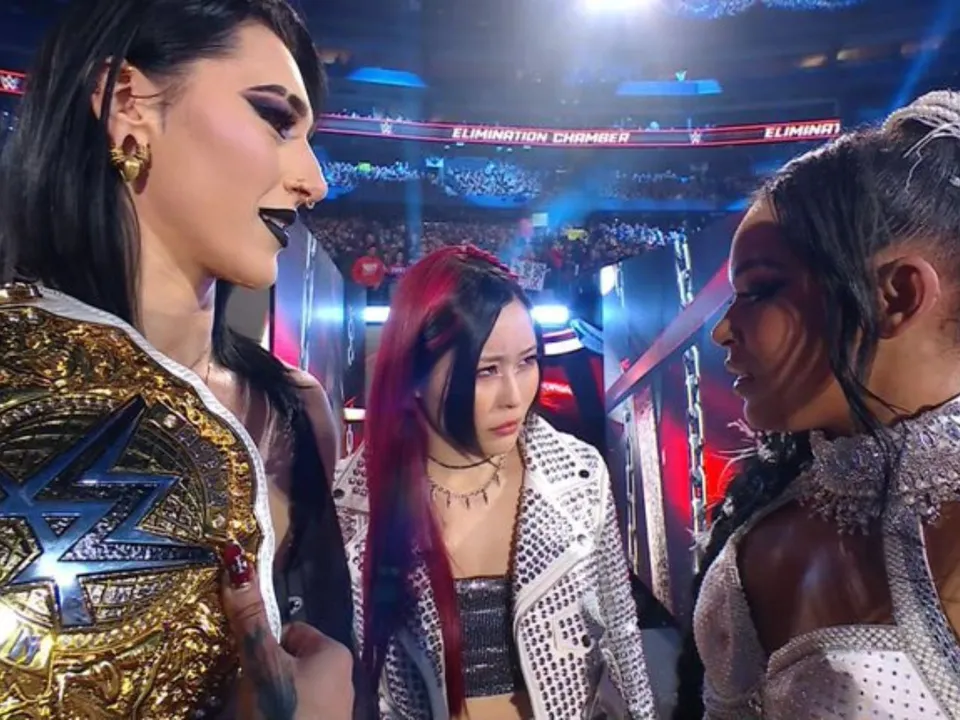 WATCH: Bianca Belair wins Elimination Chamber, gets confronted by Rhea Ripley and Iyo Sky