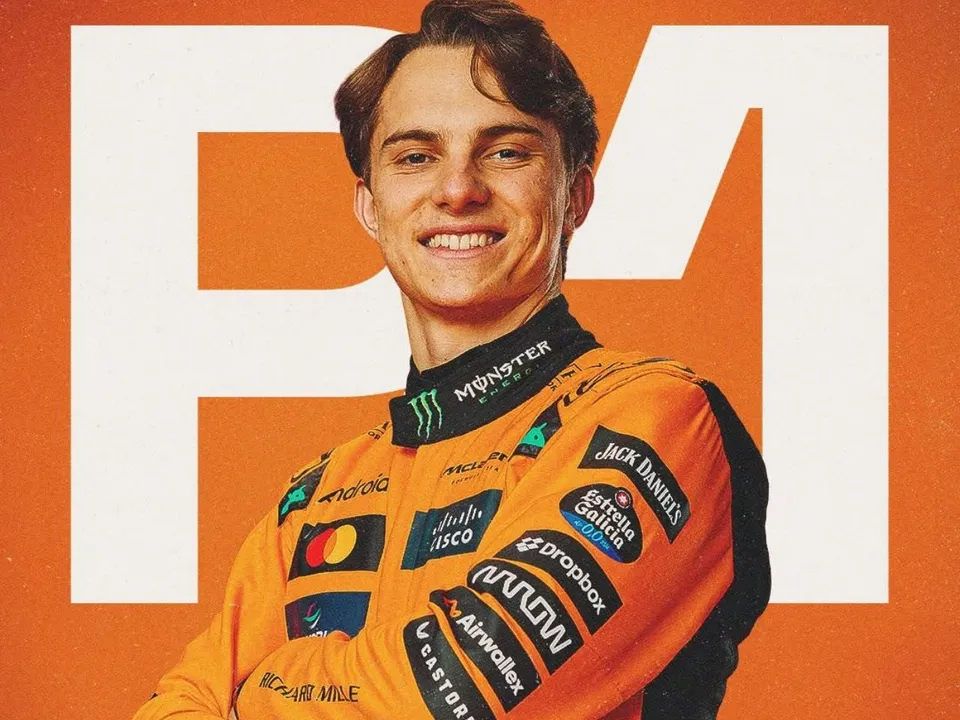 Oscar Piastri clinched his first ever Pole at the 2025 chinese grand prix in  shanghai