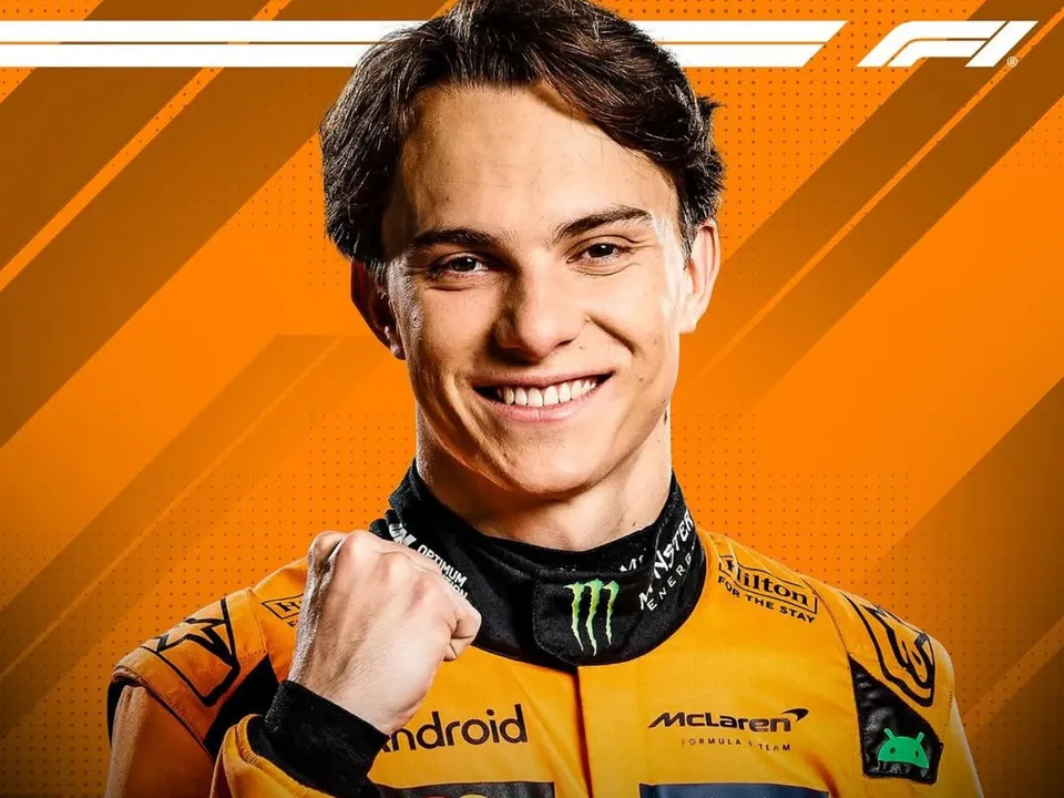 Oscar Piastri wins the 2025 chinese GP for McLaren