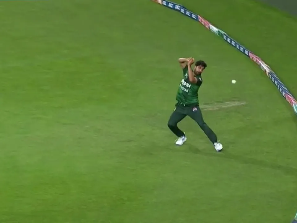 NZ vs PAK: Haris Rauf drops Tim Seifert's catch