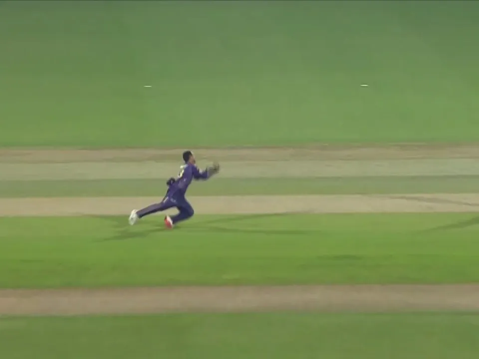 RR vs KKR: Riyan Parag wicket 