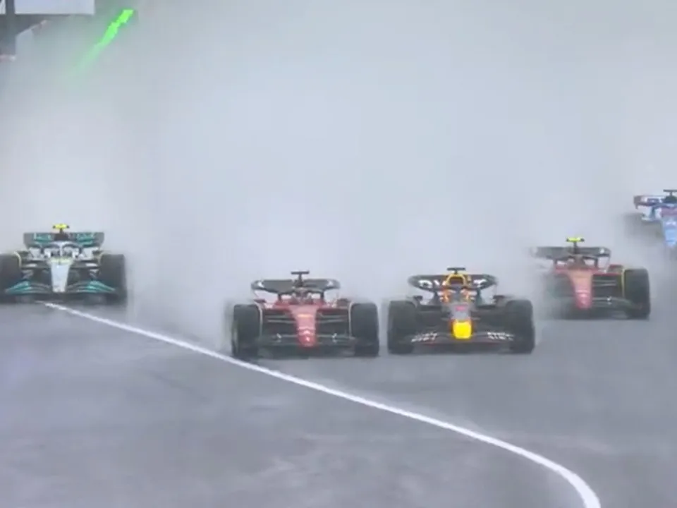 Max vs Leclerc battle at Japanese Grand Prix 2022