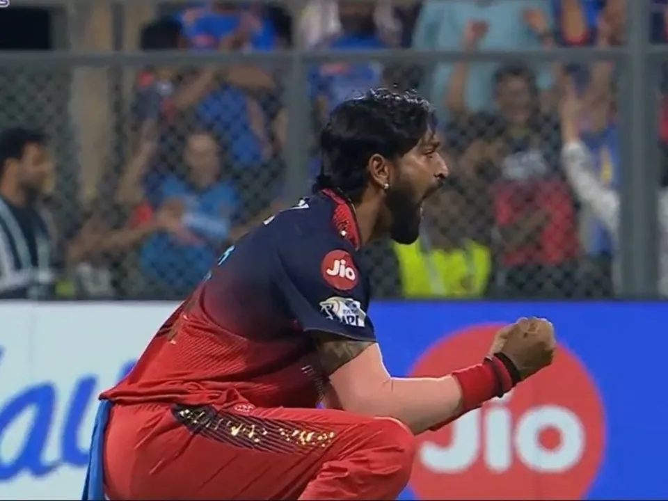 MI vs RCBL Krunal Pandya's four wickets help RCB beat MI by 12 runs