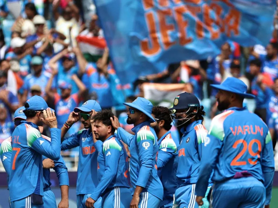 When and why did BCCI delay player central contracts?