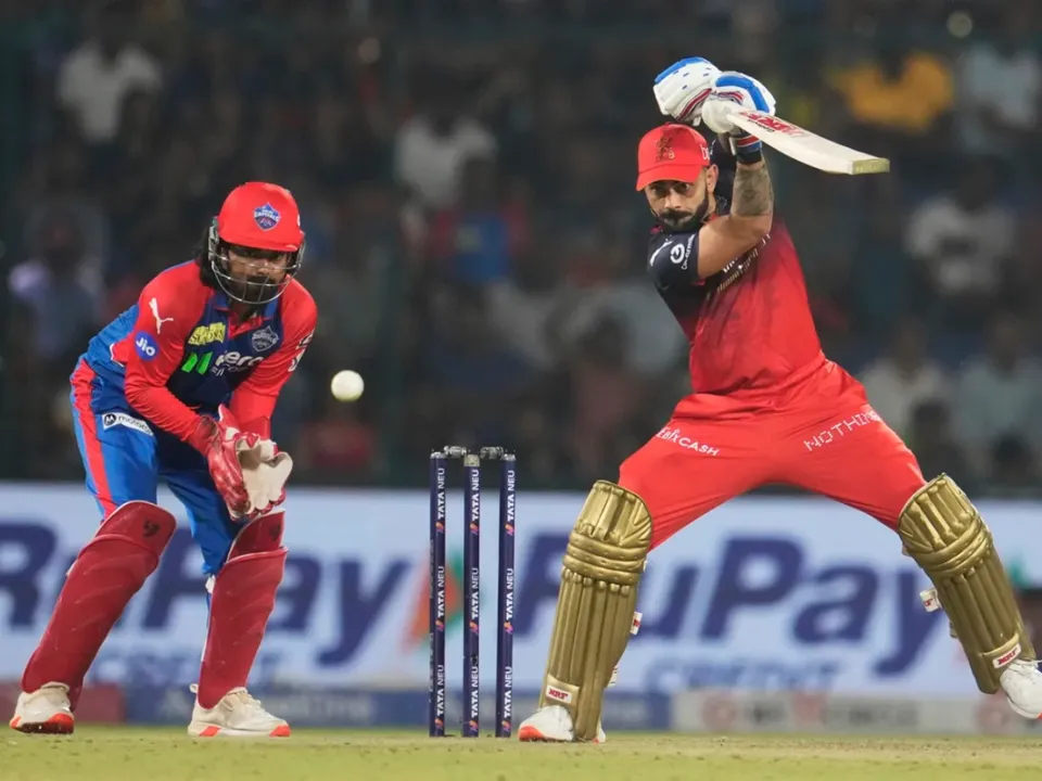 RCB leads the race to qualify for IPL 2025 playoffs 