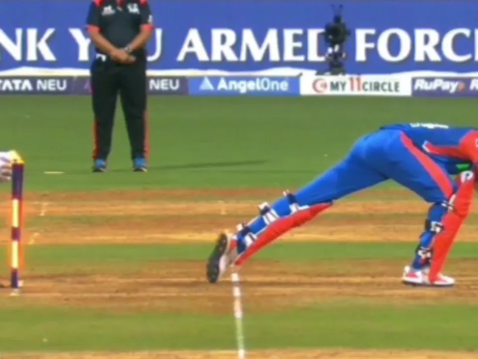 Mi vs DC: Ryan Rickelton stumping of Abhishek Porel