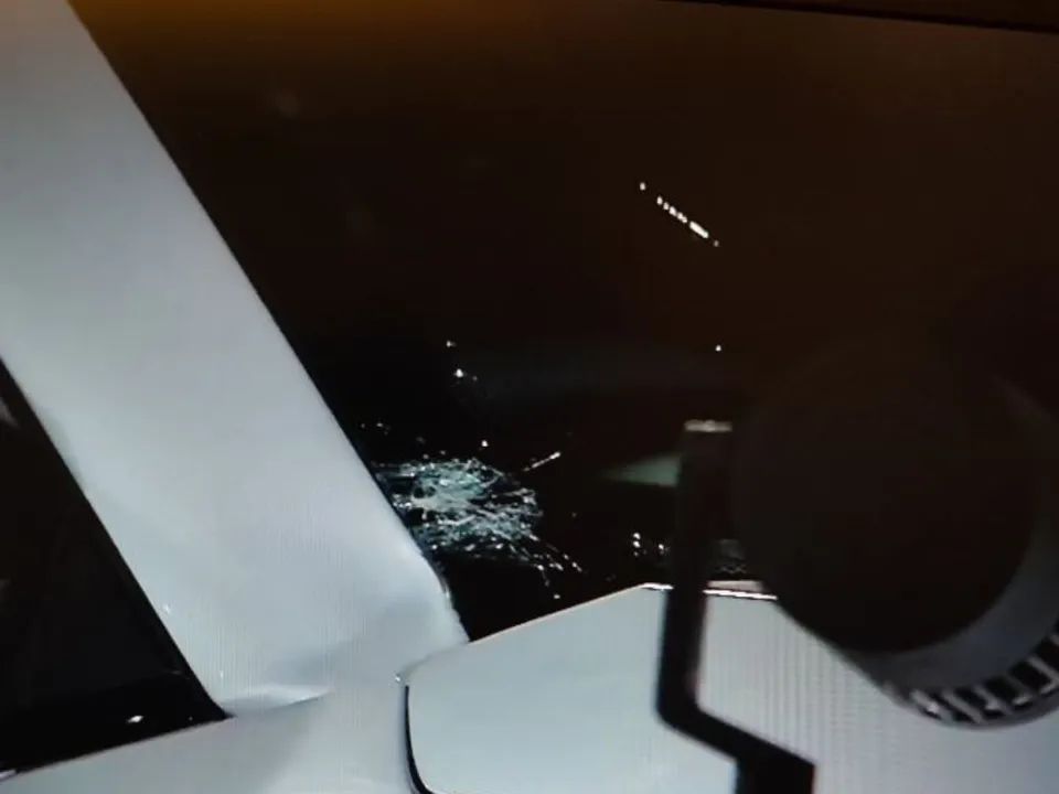 RCB vs SRH: Abhishek Sharma six breaks car windshiled